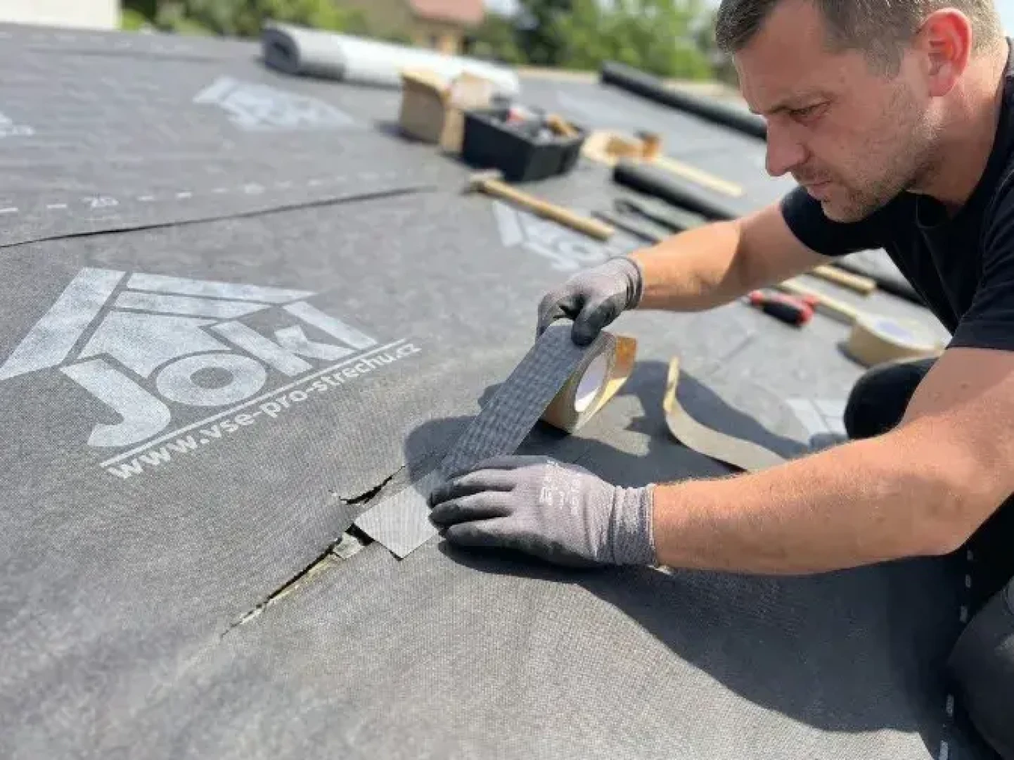 DIFUBAND: malý detail, který rozhoduje o tom, jestli střecha opravdu funguje